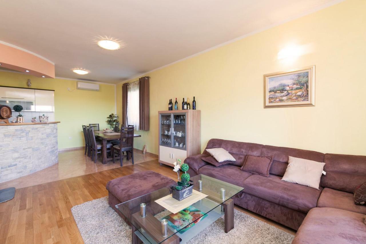 Holiday Home Antonio Dracevac Ninski المظهر الخارجي الصورة